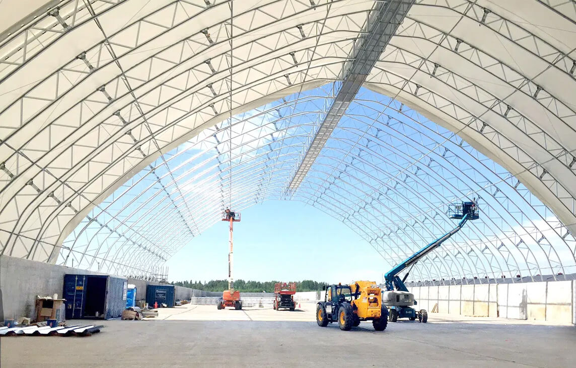 Grand bâtiment de toile industrielle avec charpente en acier galvanisé